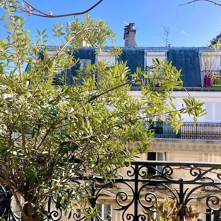 Bright For 3 With Balcony - 11e Bastille Apartment *