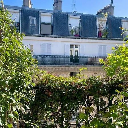 Bright For 3 With Balcony - 11e Bastille Daire